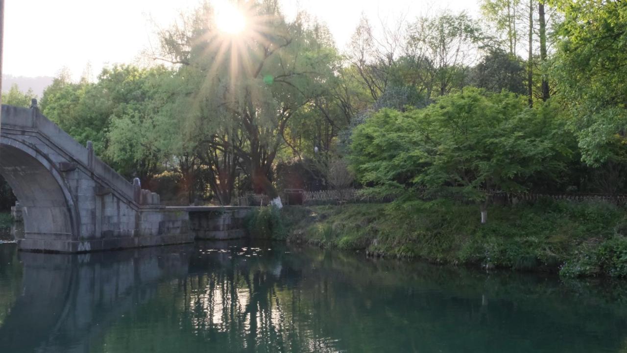 Apartament Rock&Wood Cozy House Hangzhou Zewnętrze zdjęcie