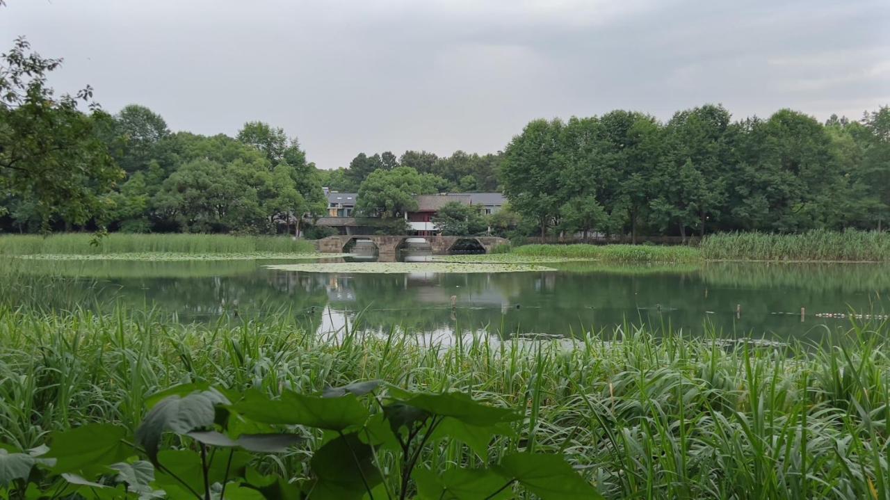 Apartament Rock&Wood Cozy House Hangzhou Zewnętrze zdjęcie
